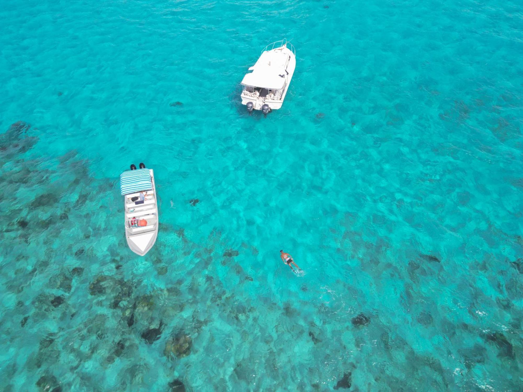 Yemaya Reefs, A Small Luxury Hotel Литтл-Корн-Айленд Экстерьер фото