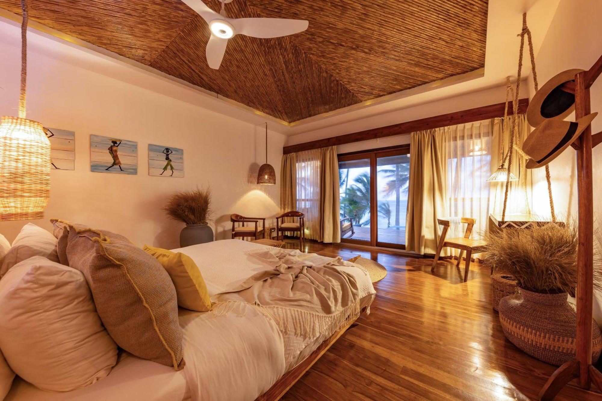 Yemaya Reefs, A Small Luxury Hotel Литтл-Корн-Айленд Экстерьер фото